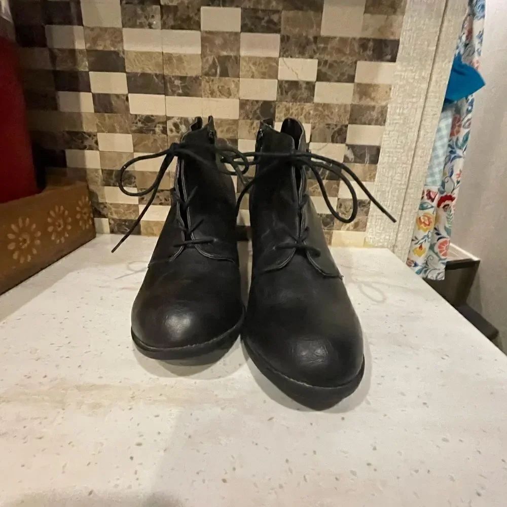 Diba Booties - Picture 2 of 6